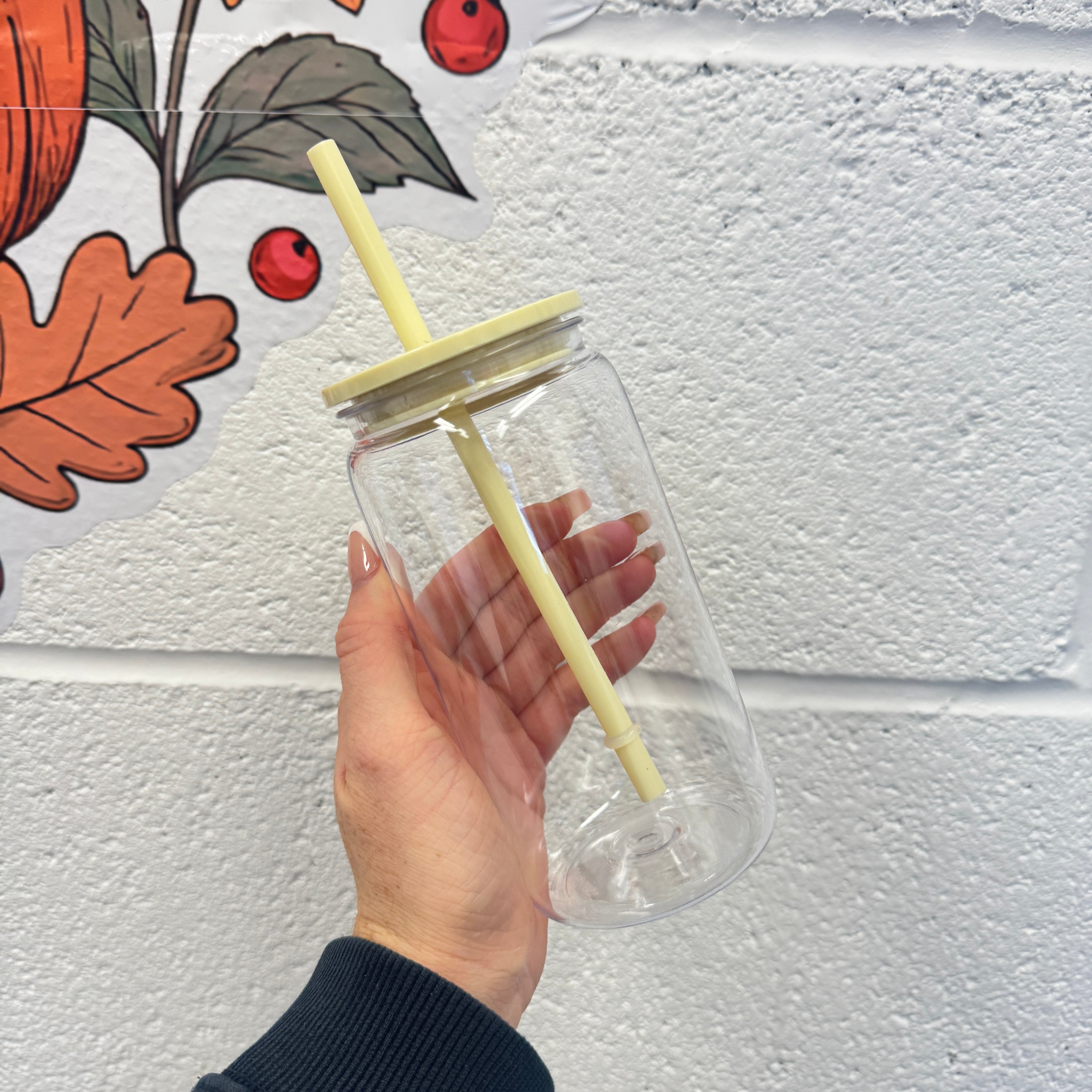 Plastic Can Libby with Coloured Lids (libby)