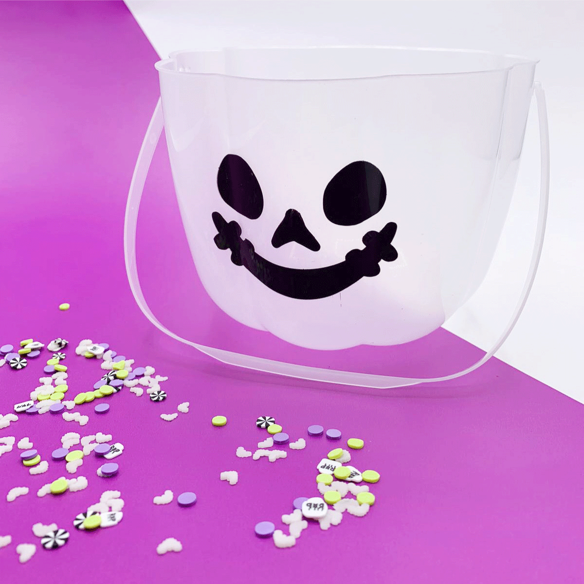 Small  Glow in The Dark Halloween Bucket